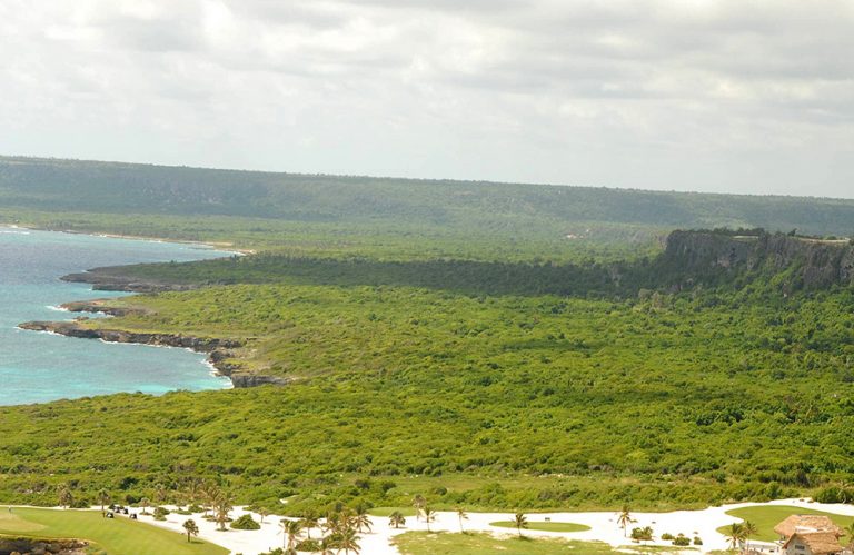 Vistas de la propiedad desde el campo de Golf Punta Espada (Cap Cana)